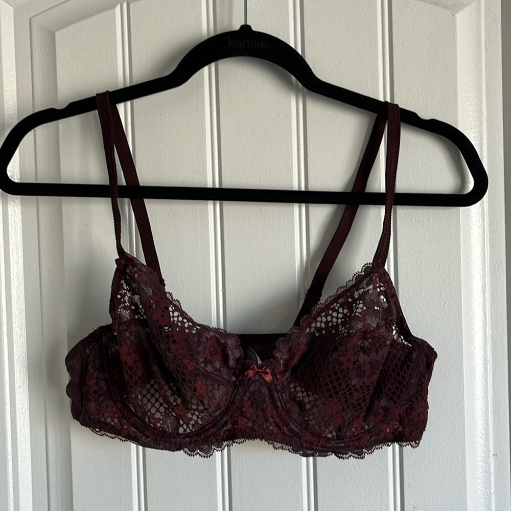 Adore Me unlined bra 38C